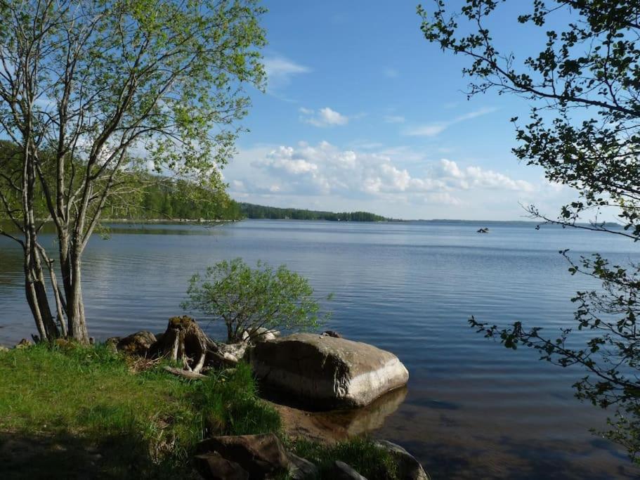 Ekhult Apartments - Ground Floor - Garden And Lake View Ulricehamn Exterior foto
